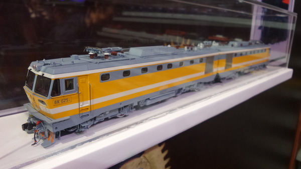 【淘寶造物節】$70 萬人幣 電腦程式驅動 情景火車模型