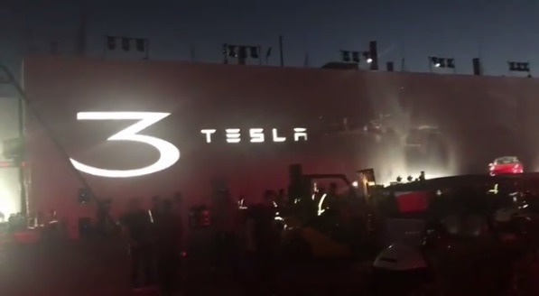 【有直播連結】Tesla Model 3 交車！香港車稅同你計