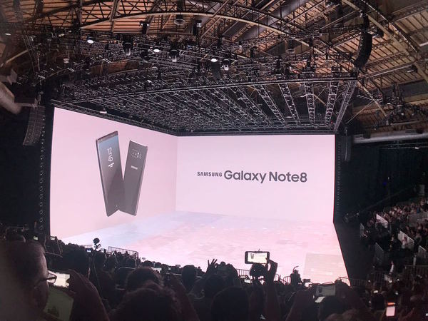 Samsung Galaxy Note 8 發佈！1 分鐘了解規格