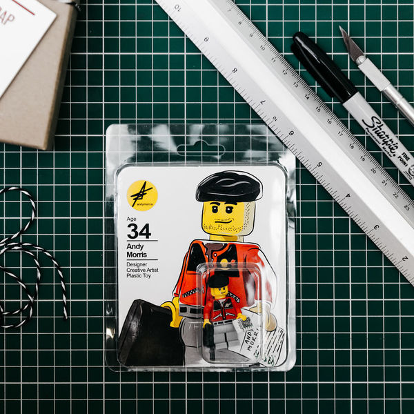 創意求職靠自製 LEGO CV 人仔？