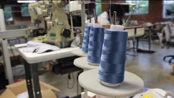 世界首部全自動裁縫機械人！可振興美國製衣業？