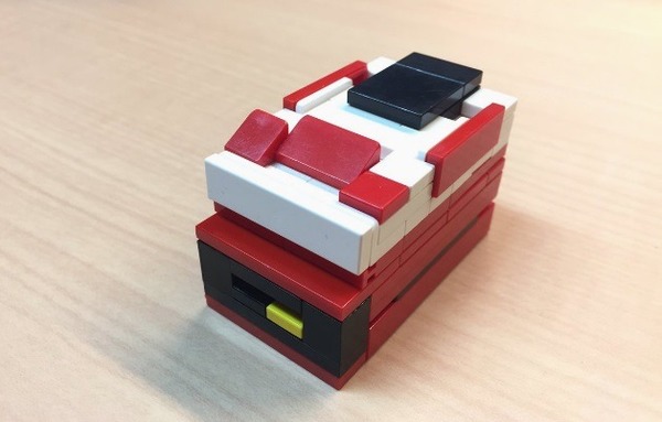 LEGO 砌出迷你 PlayStation 任天堂主機