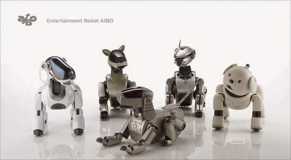 Aibo 寵物機械狗翻生！Sony 相隔 12 年重推
