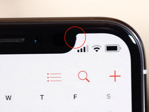 iPhone X M 字額被發現有瑕疵？！