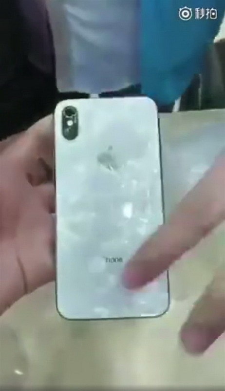 iPhone X 中國首碎出現！前後爆超傷心