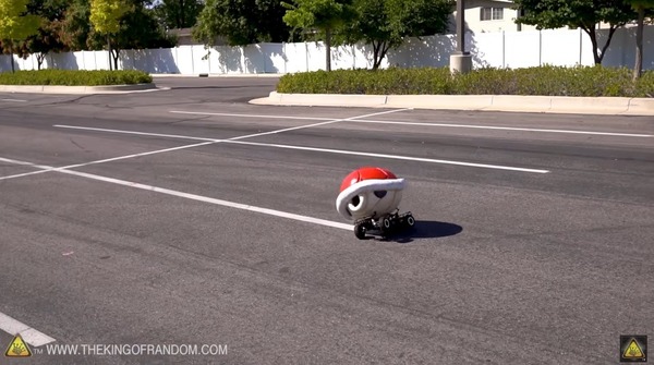 DIY Mario 追蹤龜殼！時速高達 48 km／h 撞到超痛？