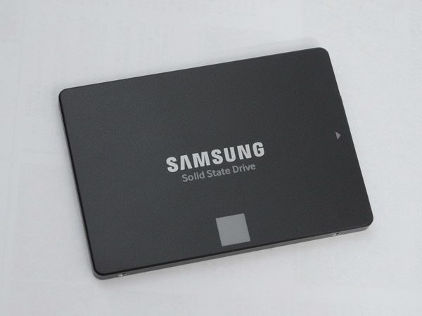 低至 HK$2／GB！   1TB TLC SSD 四強速度戰