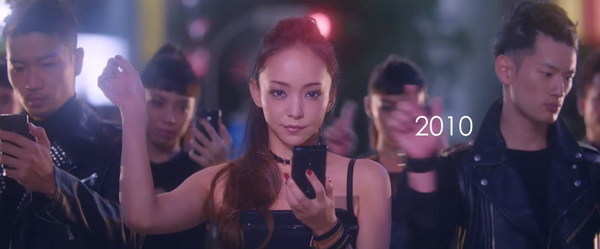 DoCoMo x 安室奈美惠 25 周年廣告！攜手回顧昔日時光