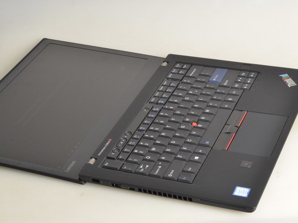 經典重現 Lenovo ThinkPad 25    完美商務拍檔