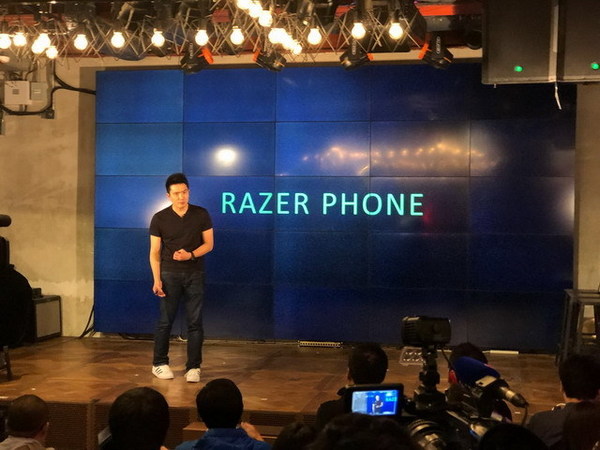 Razer Phone 港行登場！HK$6000 機價會入手嗎？