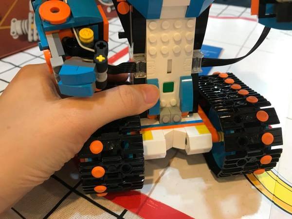 砌 LEGO 學編程？試玩智能玩具 LEGO BOOST