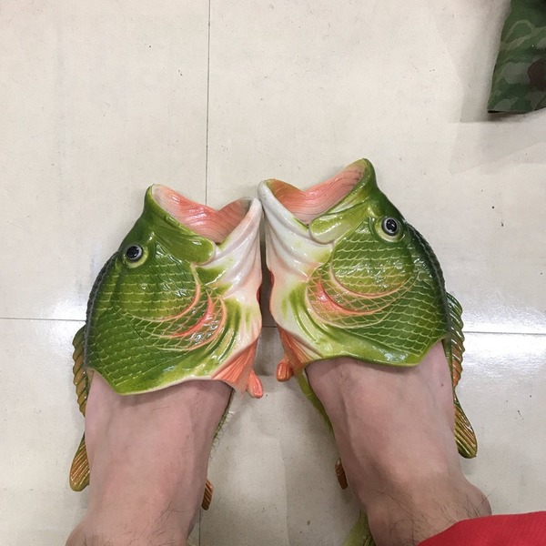 妹妹去泰國的奇異手信？鯉魚拖鞋 Twitter 熱傳