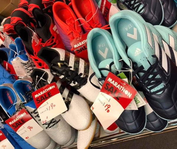 馬拉松便服、運動用品開倉！adidas 運動鞋低至 24 折！