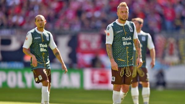 德國足球聯賽網站選出 10 大最醜球衣