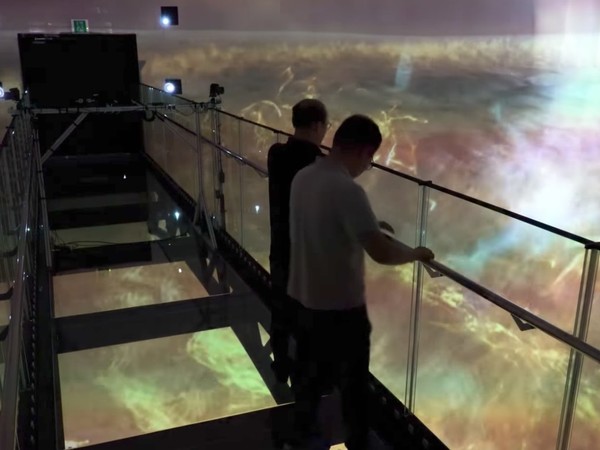 韓國 Space 360 VR 影院  不用眼鏡都可看