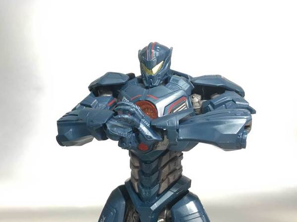 Robot魂Pacific Rim Uprising 日系設計7吋可動人偶【開箱】