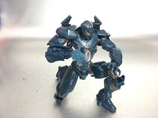 Robot魂Pacific Rim Uprising 日系設計7吋可動人偶【開箱】