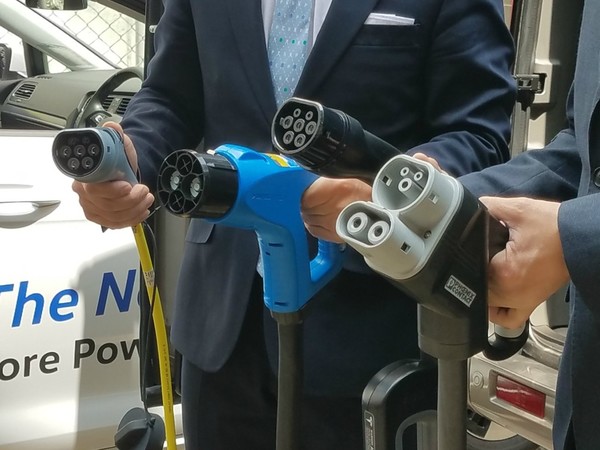 生產力局推智能流動電動車充電系統  電動車急救「尿袋」8 大要點