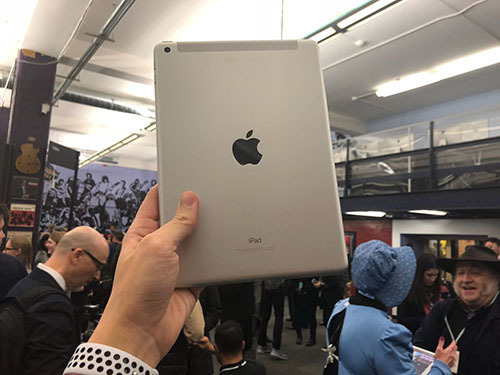 新 iPad 平賣搶攻教育市場！兼容 Apple Pencil 如同平版 iPad Pro