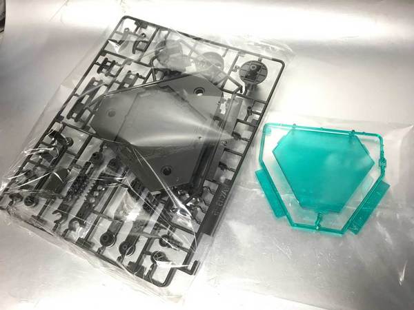 HGBD高達00潛行者【開箱】 另購新版潛行機件展示地台