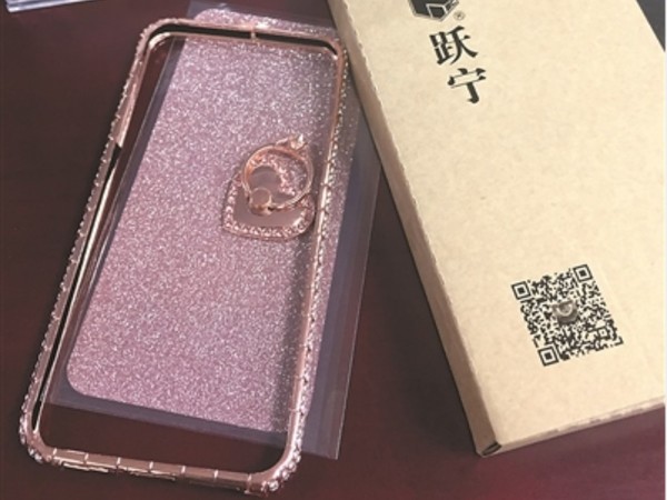 閃閃手機殻愈靚愈毒！ Apple．小米一樣出事