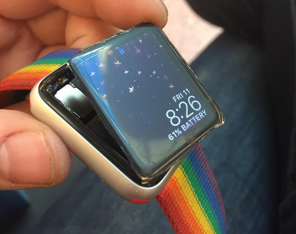 Apple Watch 2  將可免費更換電池   疑因手錶電池膨脹獲免費維修