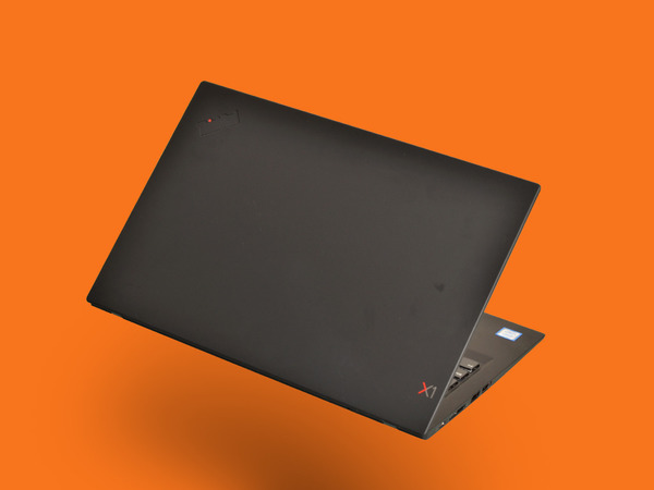 自選配置夠露活      Lenovo ThinkPad X1 Carbon（2018）