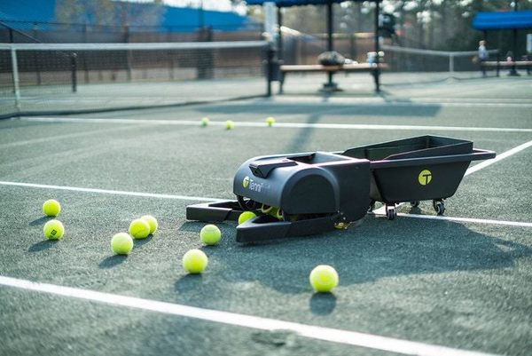 Tennibot 懶人用智能機械網球童！唔怕執波搞到腰酸骨痛