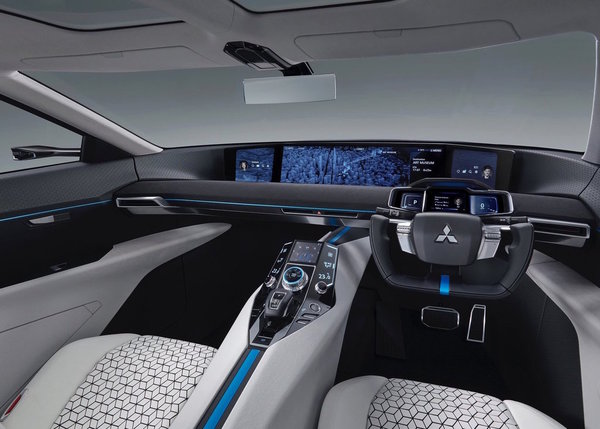 Lancer Evo 傳說不滅 三菱高層指有機會變 SUV？