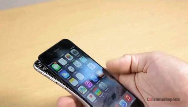Apple 早知道 iPhone 6 機身易彎曲！ 內部文件揭真相