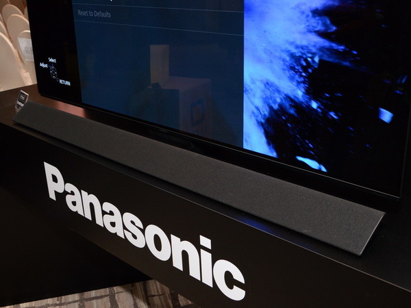 Panasonic FZ1000 4K OLED TV 呈現專業色彩