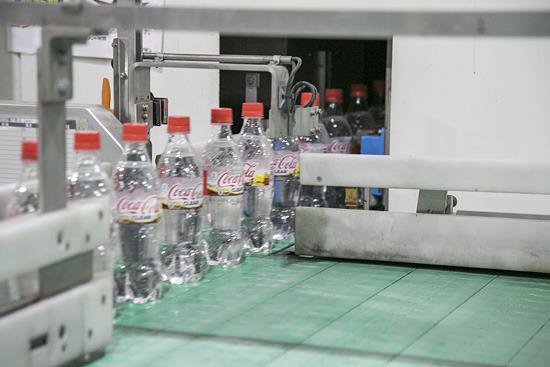 日本推出 Coca-Cola Clear 透明可口可樂