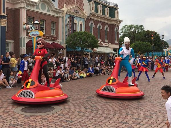 Pixar 水花大街派對直擊！超人特工隊攻入迪士尼