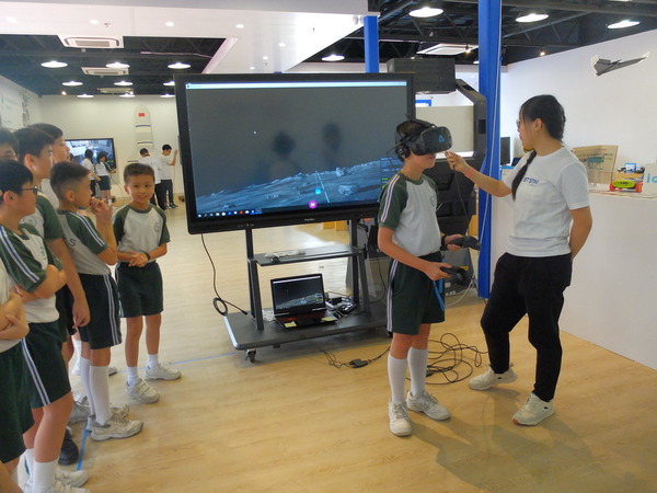 滿足學界 STEAM 教材需求   VR 體驗中心直送 （上）