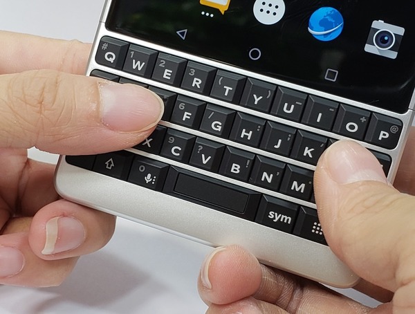 BlackBerry KEY2 二代鍵盤機上手試