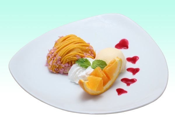 日本居酒屋推出《超時空要塞 Frontier》10 周年期間限定菜單