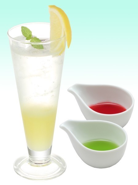 日本居酒屋推出《超時空要塞 Frontier》10 周年期間限定菜單