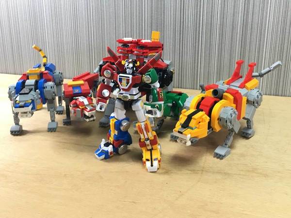 LEGO vs BANDAI 最新百獸王玩具比併