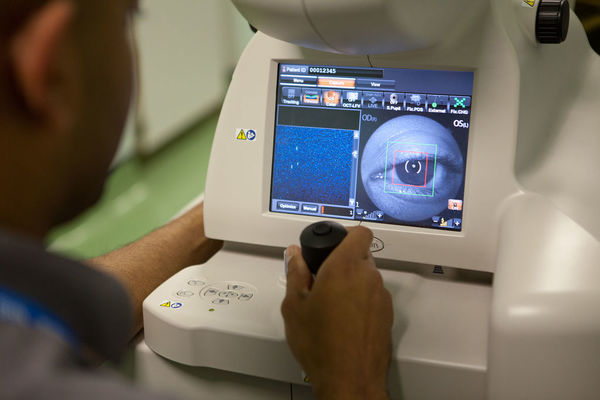 AI 又贏一局？診斷眼疾準確度勝過視網膜專家