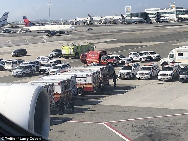 【緊急隔離】杜拜飛美國紐約航班 驚傳機上 100 名乘客集體發燒