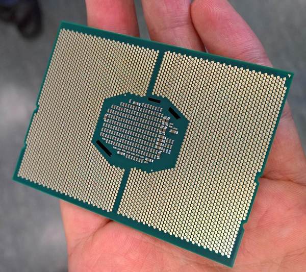 Intel 28 核 Skylake-X 旗艦明年有！ 18 核 Core i9-9980XE 最快 11 月先上陣
