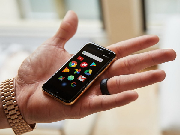 新 Palm Phone 入手前必知 4 大重點！ 3.3 吋迷你手機可連 iPhone