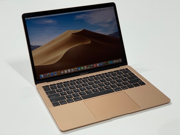 Apple Store 買 MacBook Air！店員卻力推 MacBook Pro？
