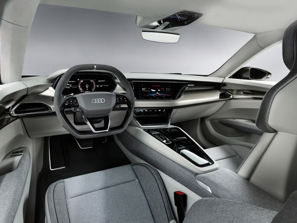 Audi e-tron GT Concept 電動車洛杉磯車展亮相！擁有 Porsche 基因？