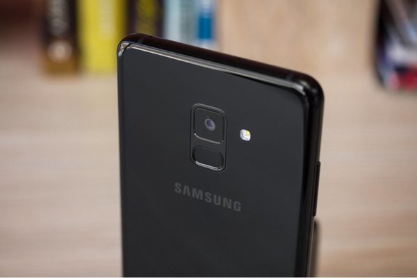 Samsung 發表中階大容量電池手機 Galaxy A50