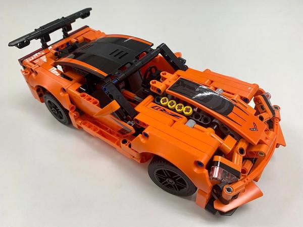 LEGO 2019 Technic 雪佛蘭超跑！Chevrolet Corvette ZR1 率先砌
