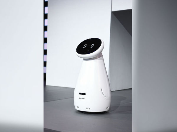 【CES 2019】Samsung Bot Care 智能健康機械人 貼心量健體數據