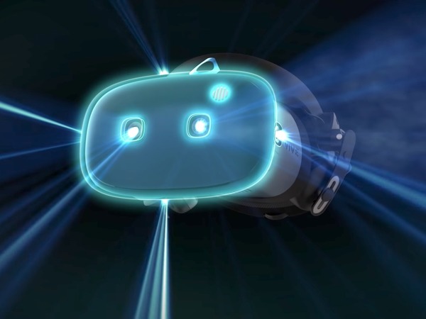 【CES 2019】HTC Vive Cosmos VR 頭戴式顯示器  向上一揭回到現實