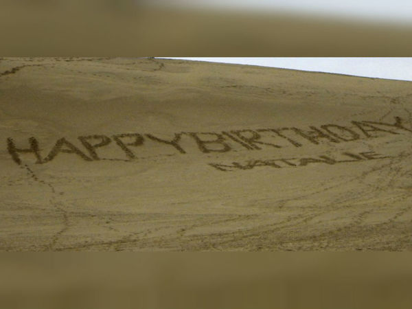 遊客鳥取砂丘上寫巨型 HAPPY BIRTHDAY！隨時被罰款 5 萬日圓