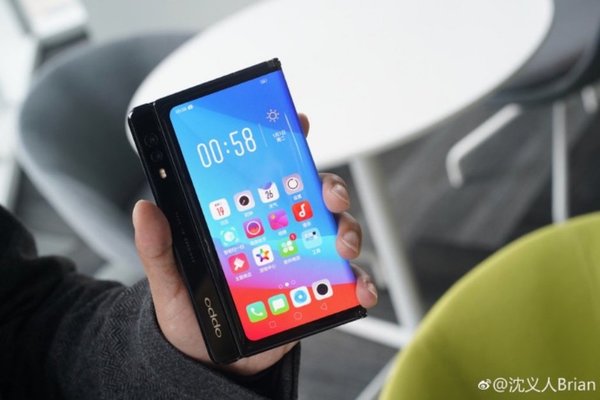 Oppo 摺屏手機曝光激似 Huawei Mate X？！或預告外摺屏手機將大量推出